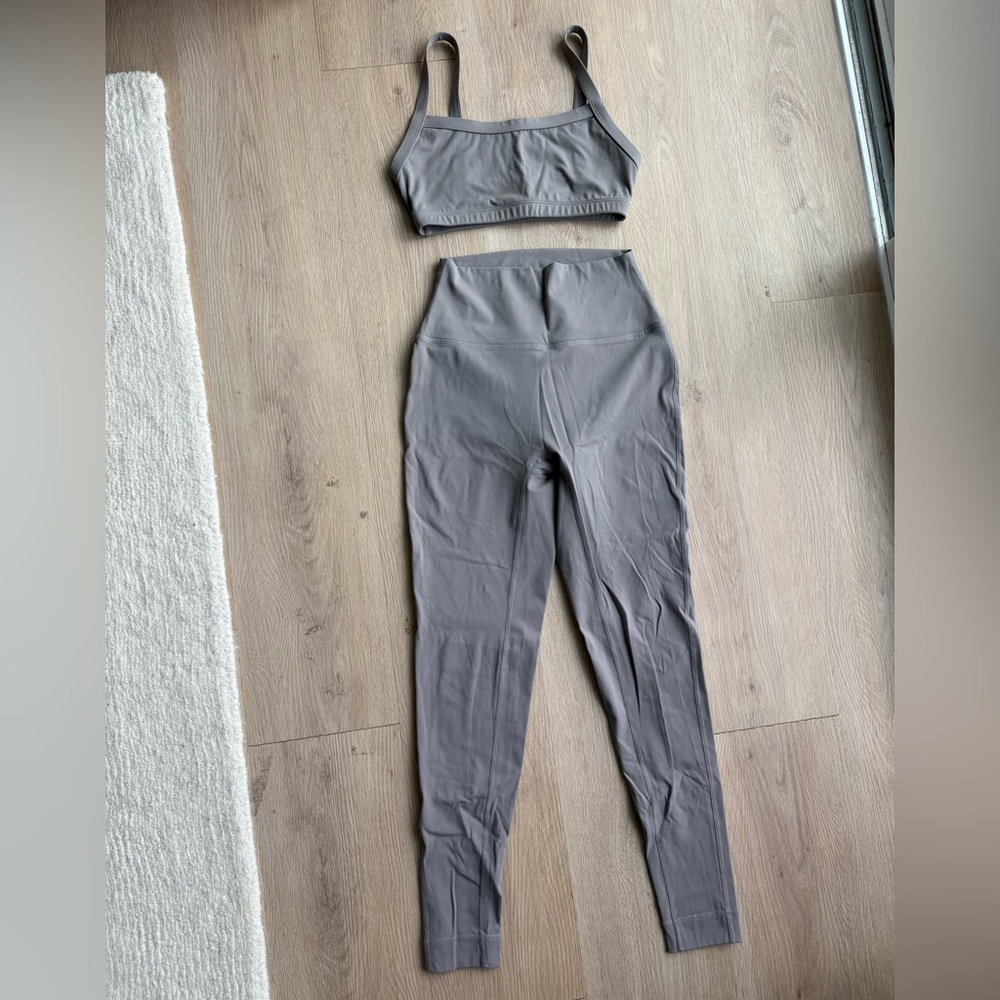 SET Active Gray Sports Bra and Leggings Set